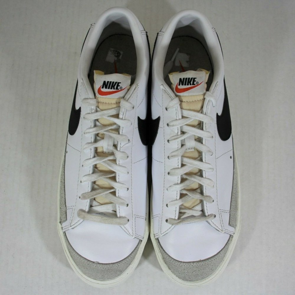 Nike Blazer Low 77 Vintage White Black DA6364 101 Mens 11 O269 - Picture 2 of 8
